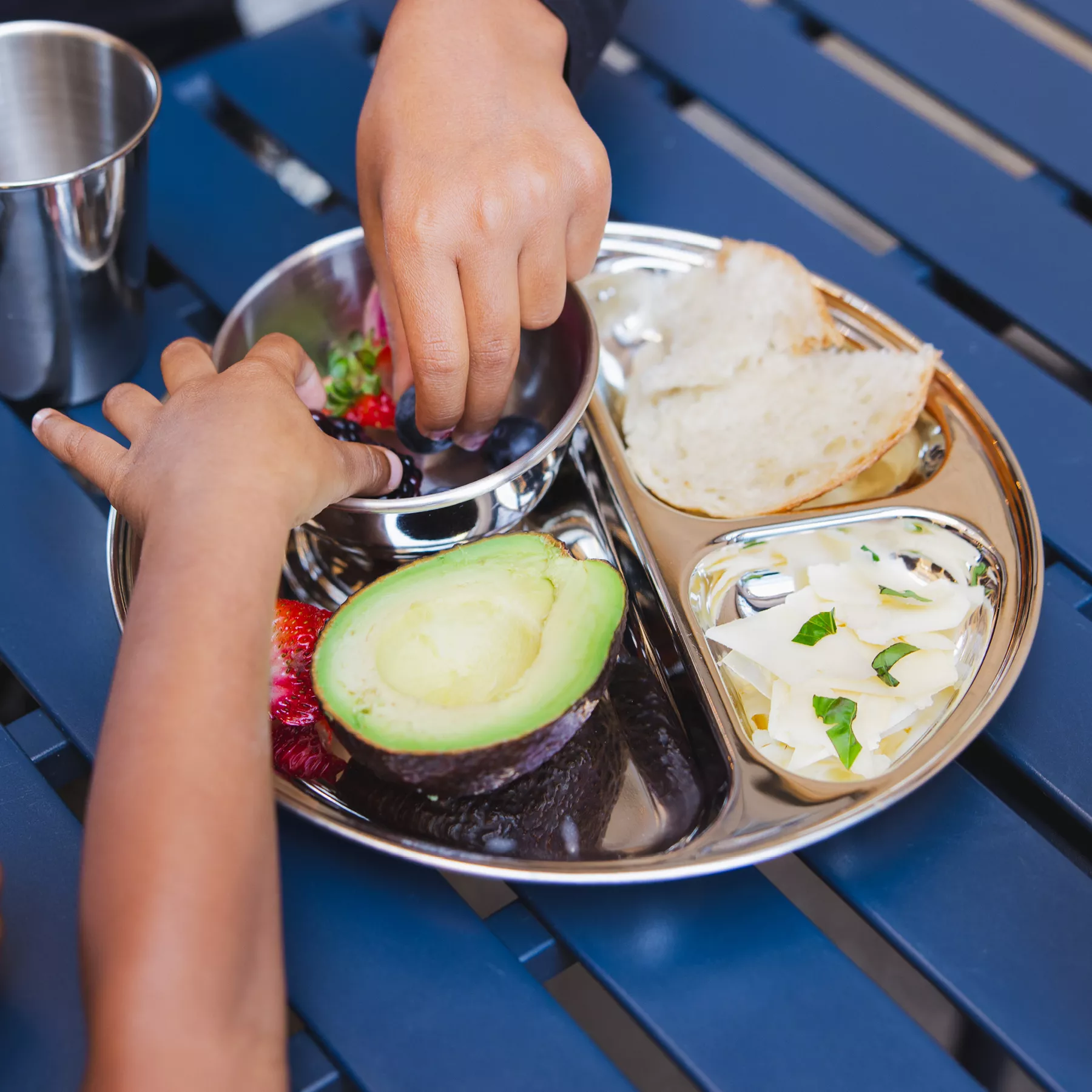 Essentials Divided Plate - Image 7
